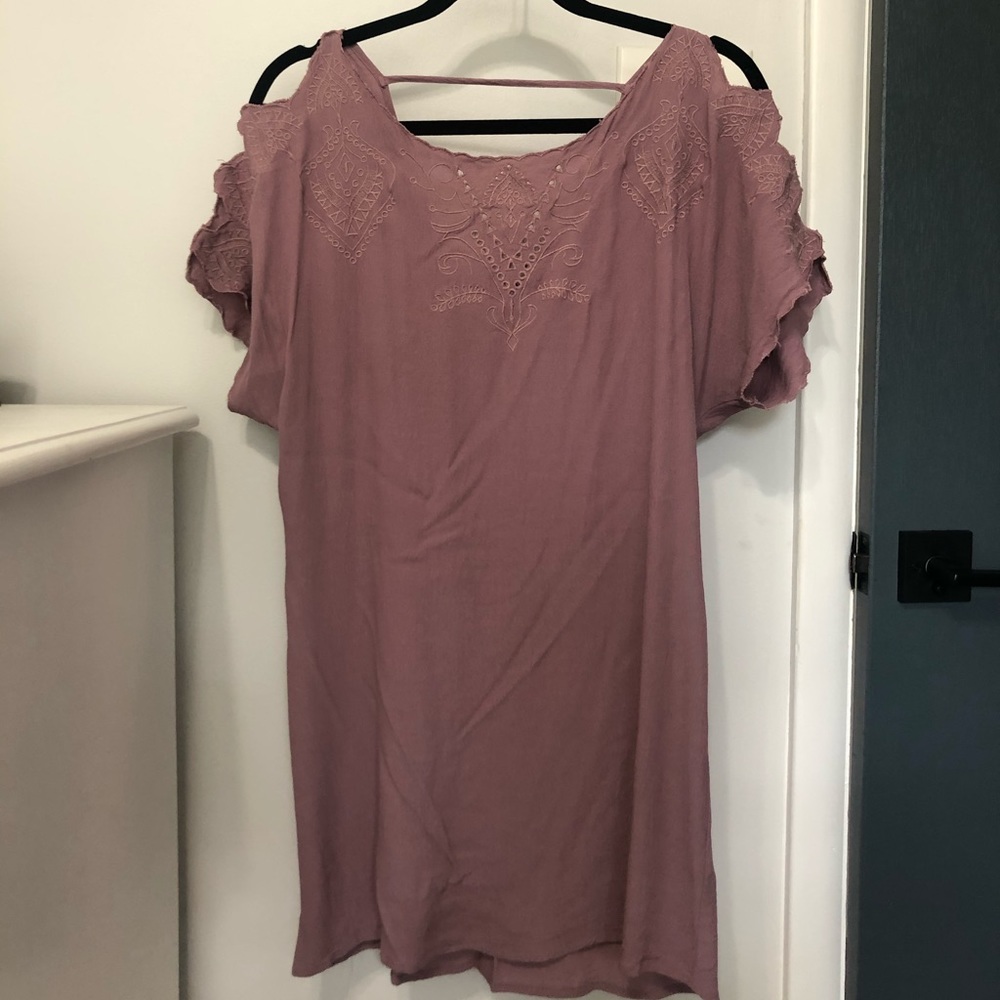Cut-Out Short Sleeved Dress